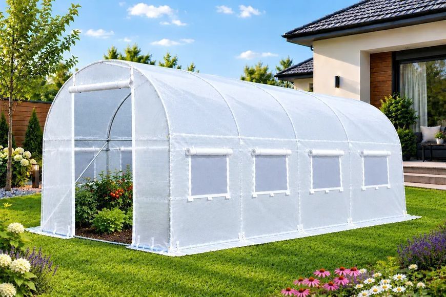 Садова теплиця 9 м&sup2; (4,5 &times; 2 &times; 2 м) з армованою плівкою UV-4 з вікнами, Біла (Польща) 1559 фото
